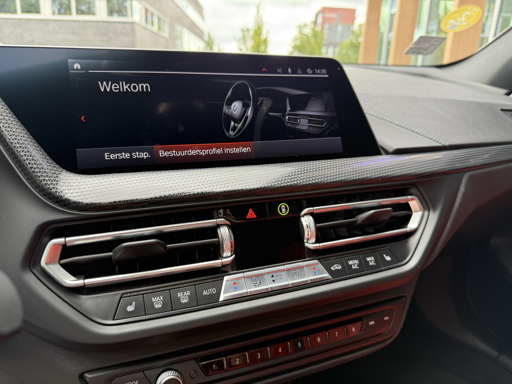 BMW 118i Automaat | M Sport | High Executive | 2021 foto 9